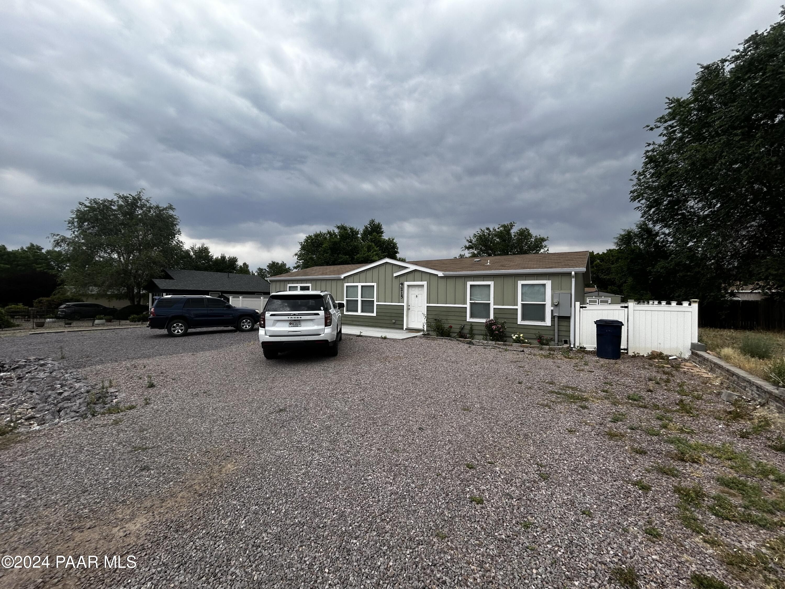 2. 215 Cactus Wren Drive