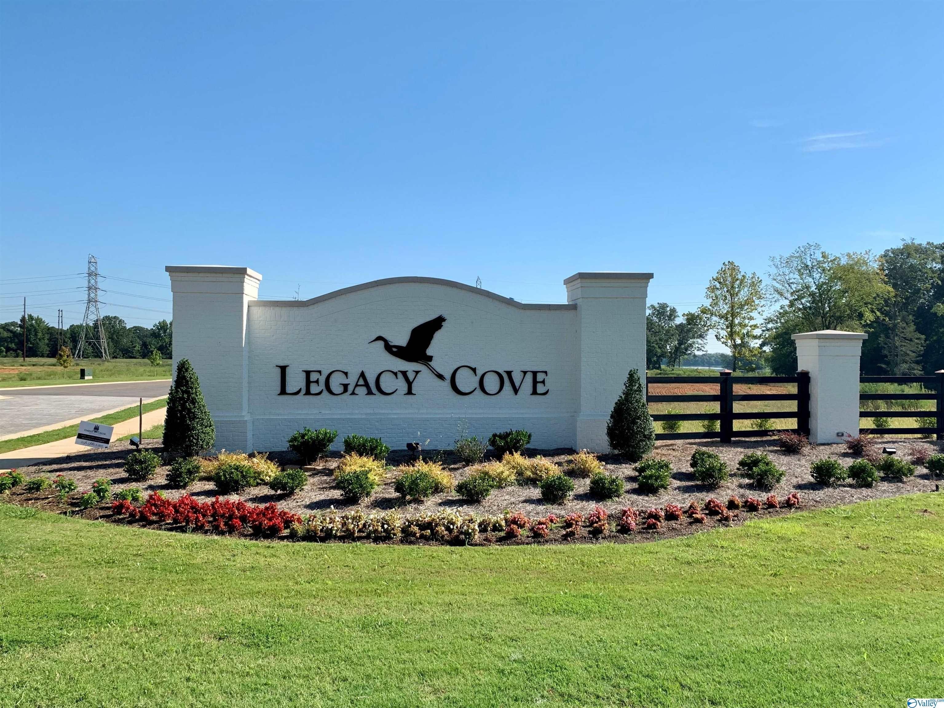 1. 2524 Legacy Cove SE