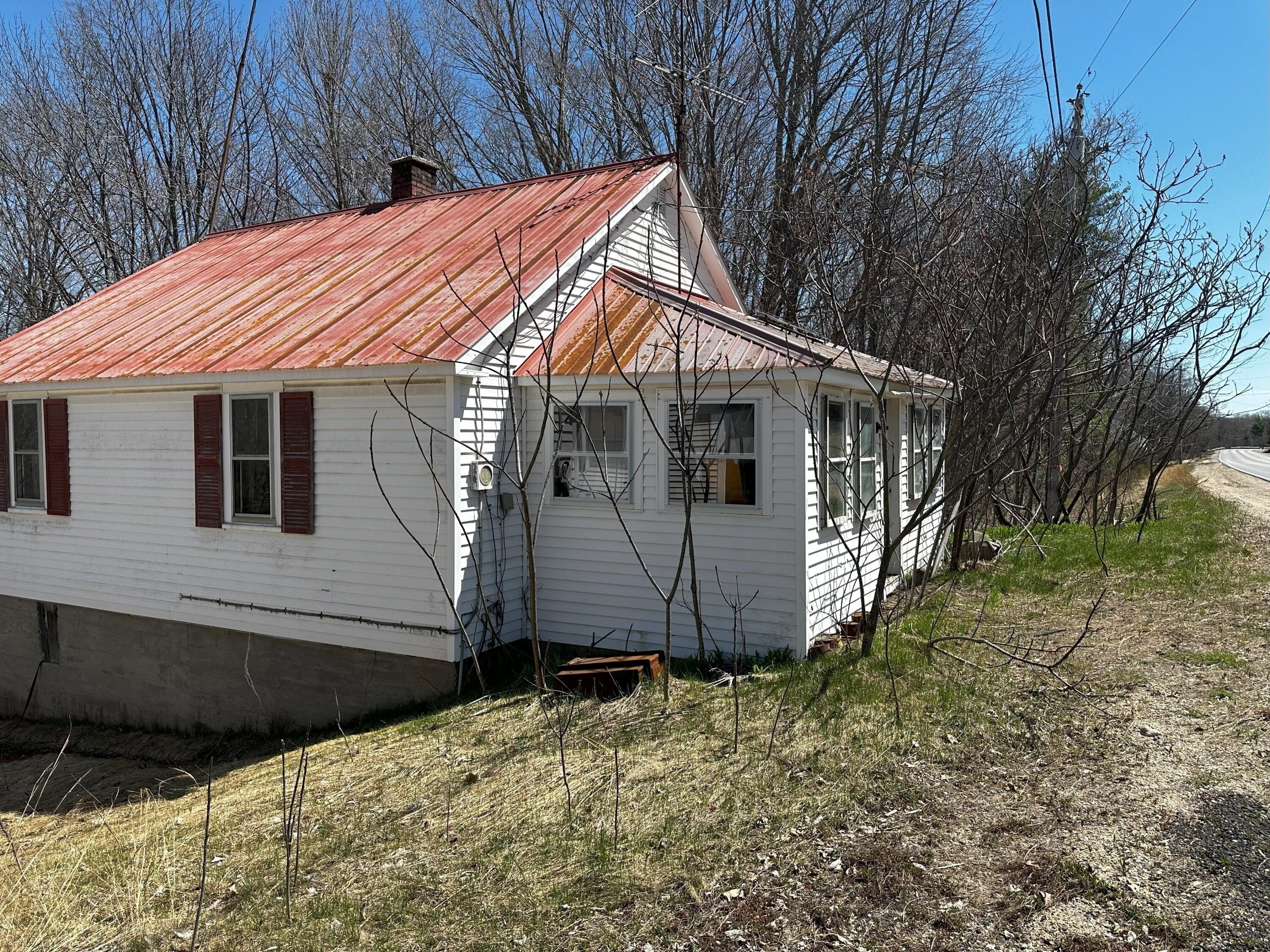 2. 290 &amp; 306 Pequawket Trail Trail