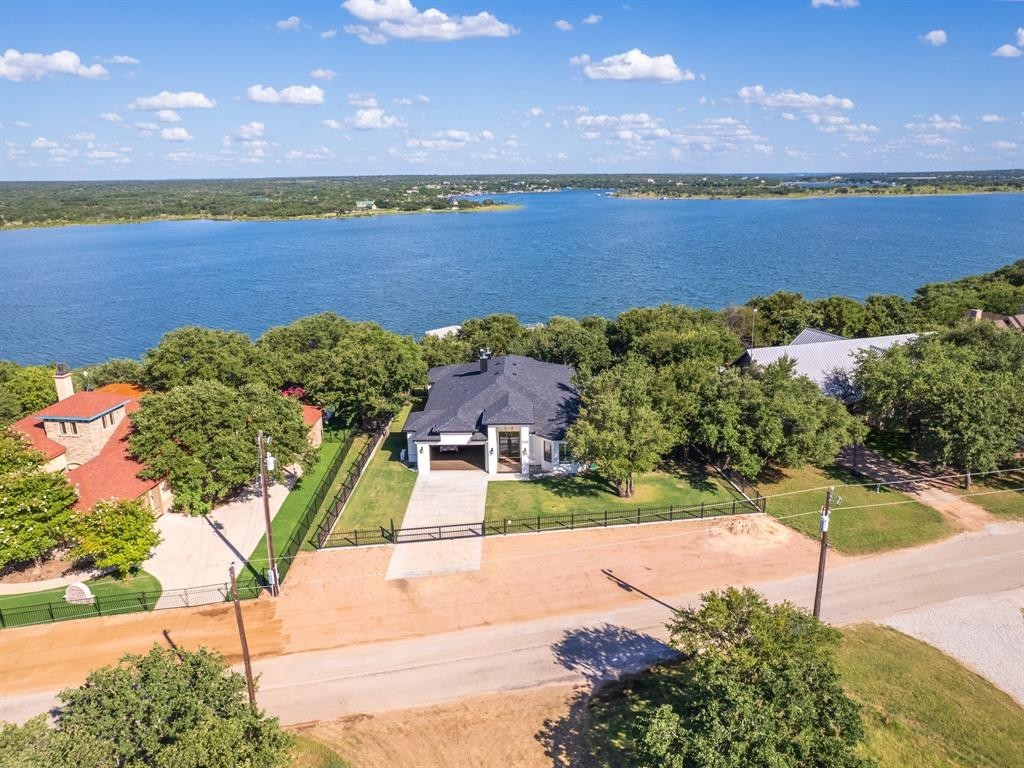 1. 598 Oak Point Drive