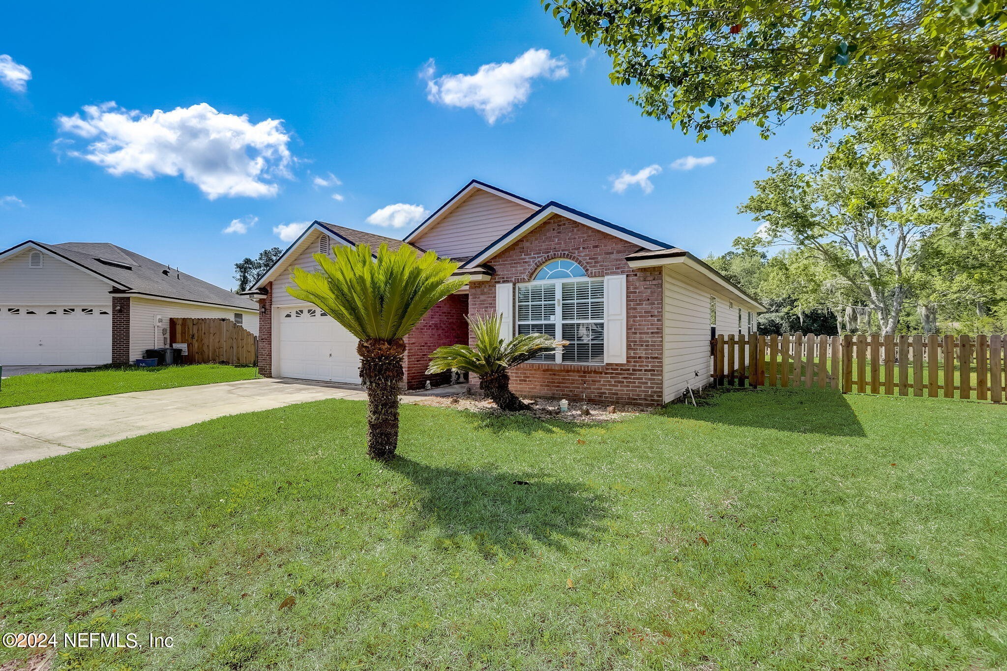 2. 2611 Harbor Winds Court