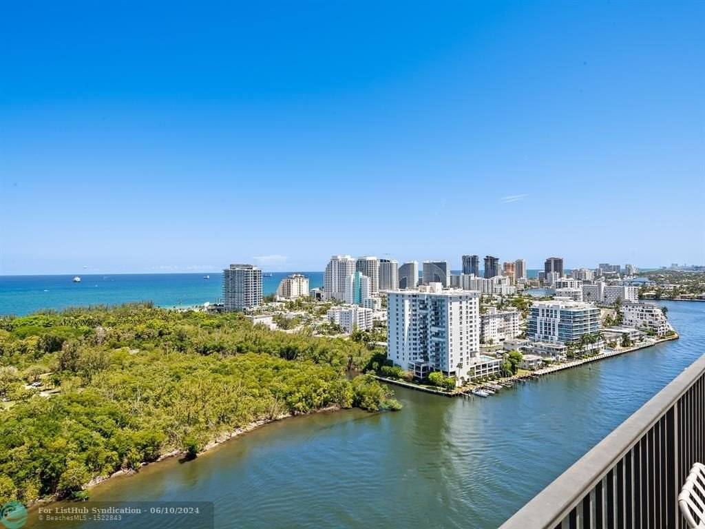 22. 936 Intracoastal Drive