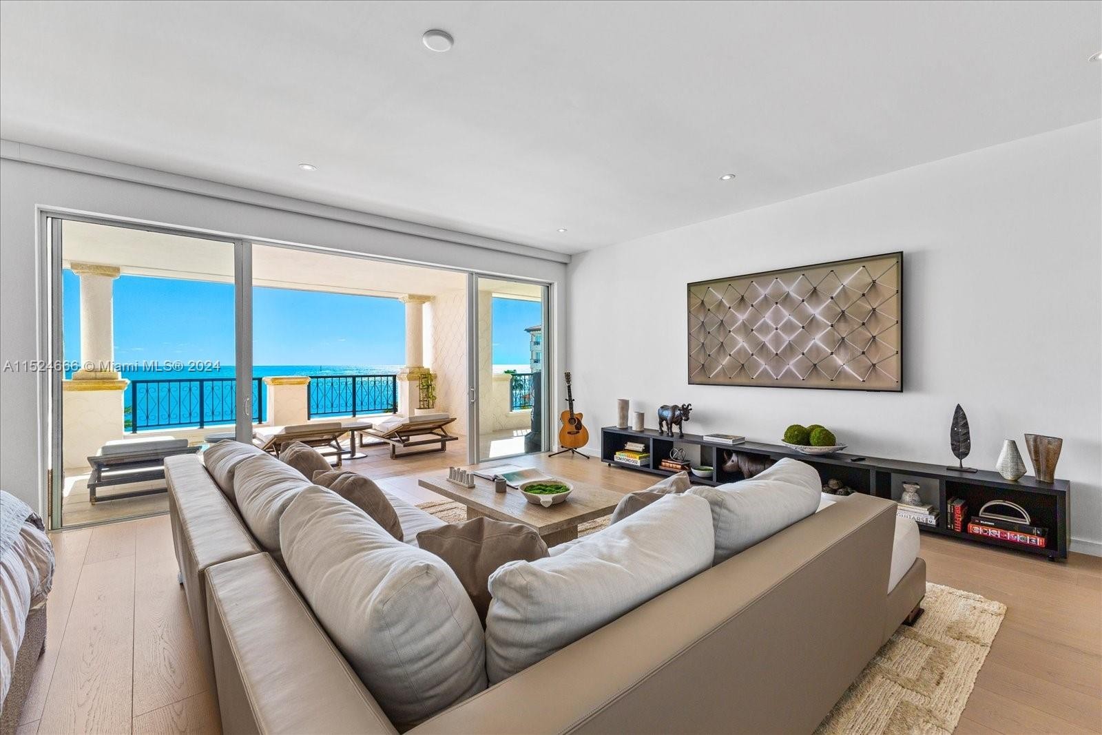 21. 7600 Fisher Island Dr
