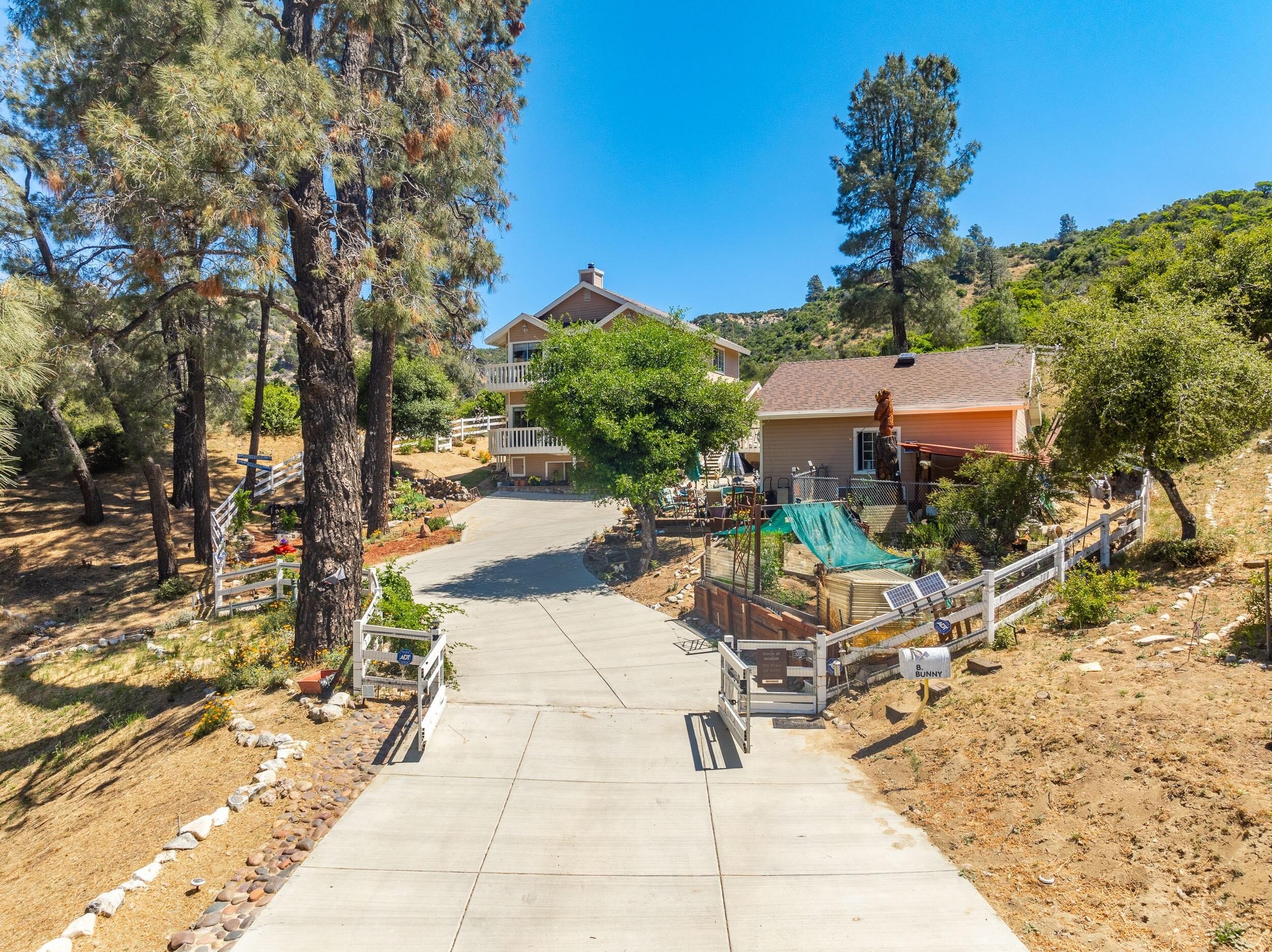 40. 18303 Pine Canyon Road