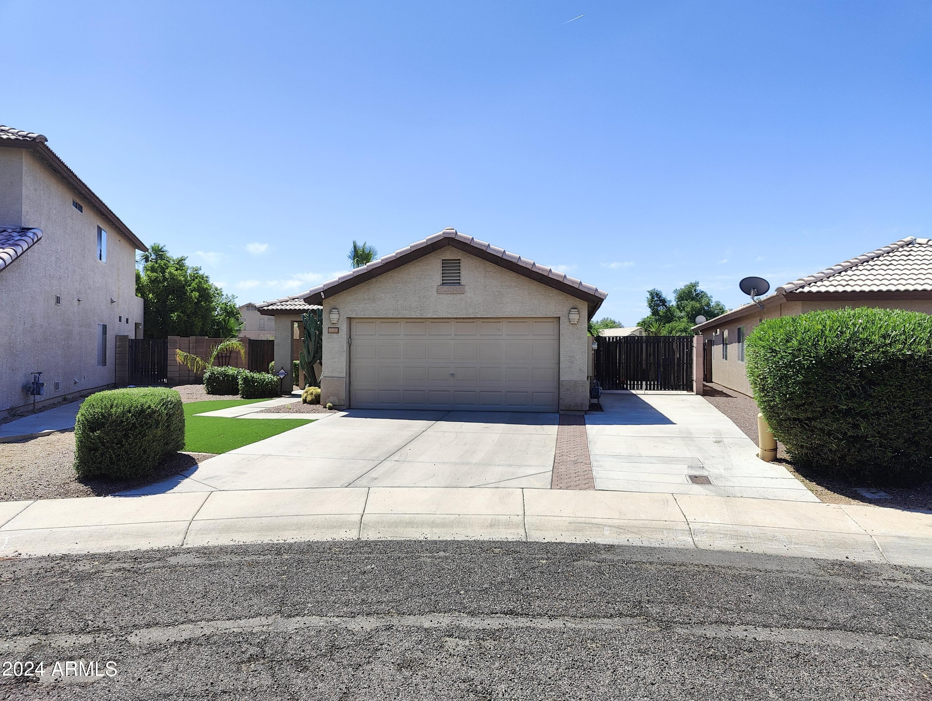 2. 10815 W Monte Vista Road