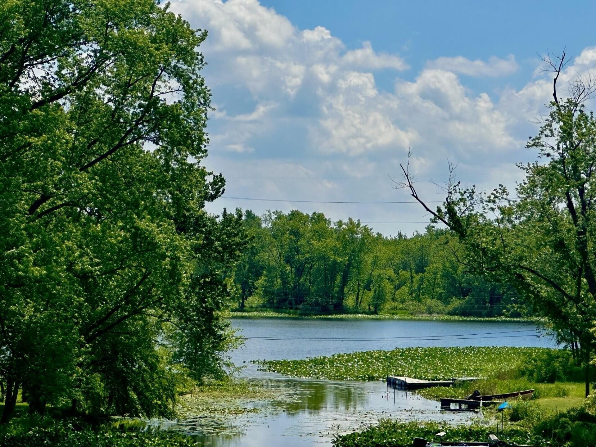 2. 566 Lake Eliza Gateway