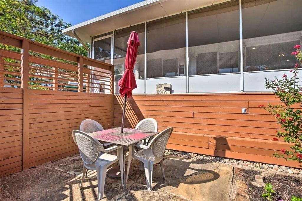 3. 124 Peninsula Point Terrace