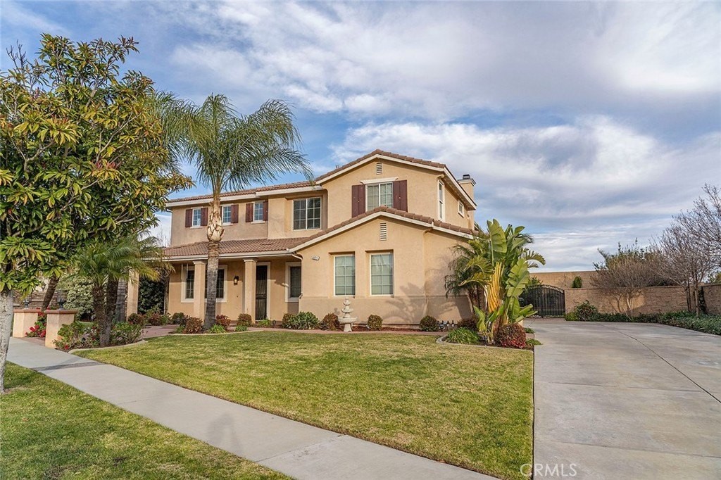 2. 6611 Torrey Pine Court