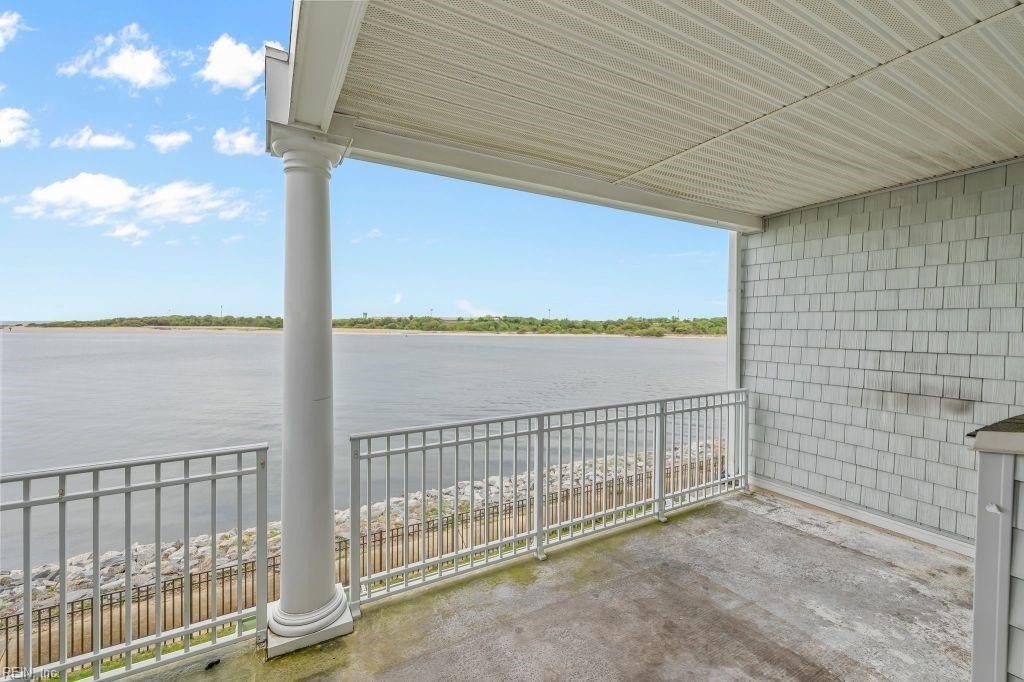 36. 9492 Bay Front Drive