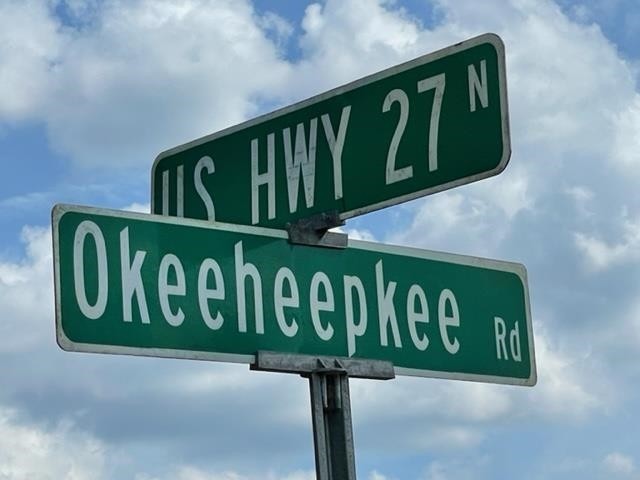 1. 3215 Okeeheepkee Road
