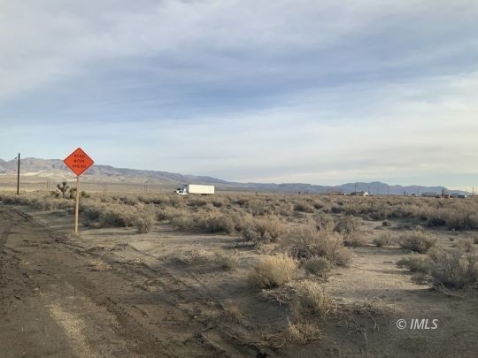 1. School And Hwy 395