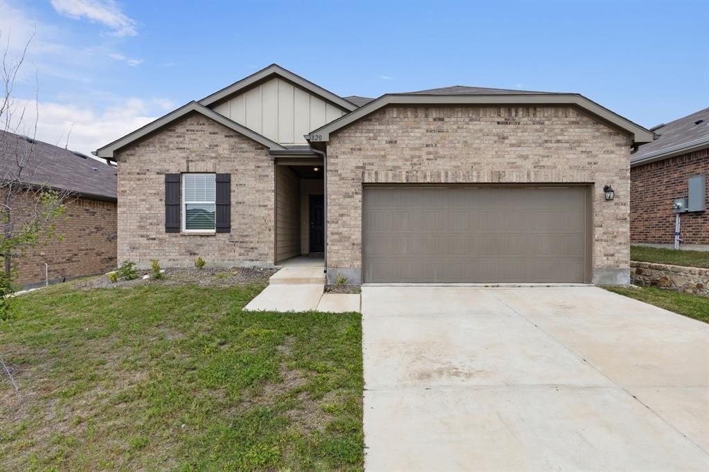 2. 820 Cedar Elm Drive