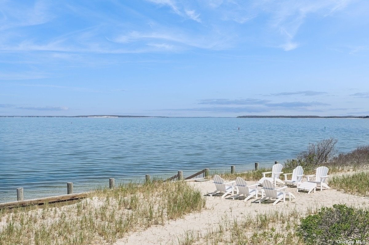 6. 14 Peconic Crescent