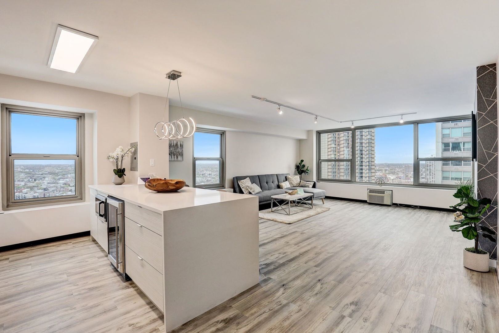 5. 3600 N Lake Shore Drive