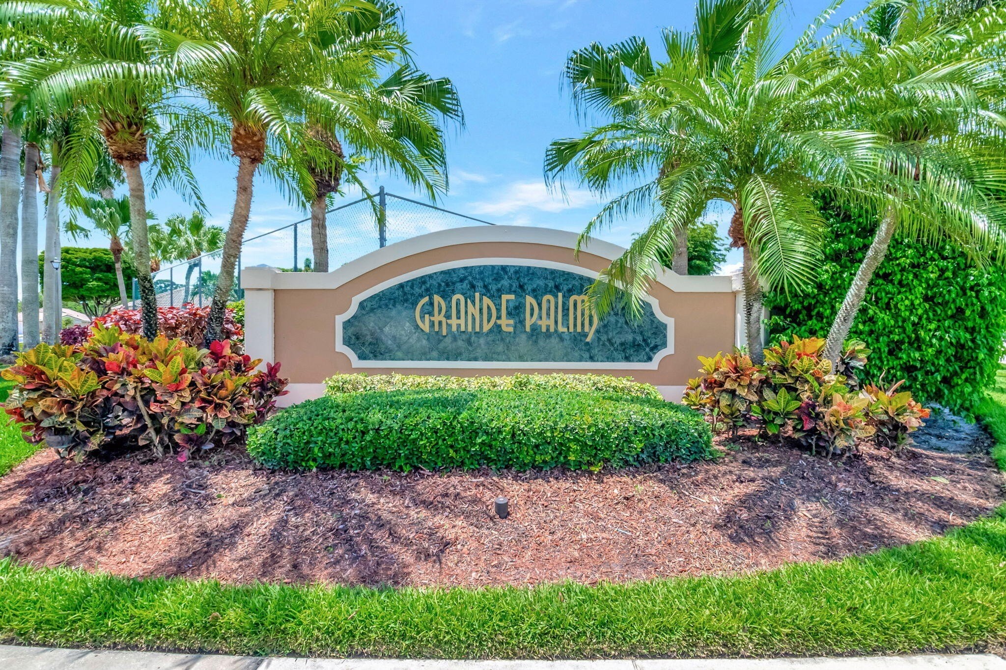 22. 8177 Palm Gate Drive Drive