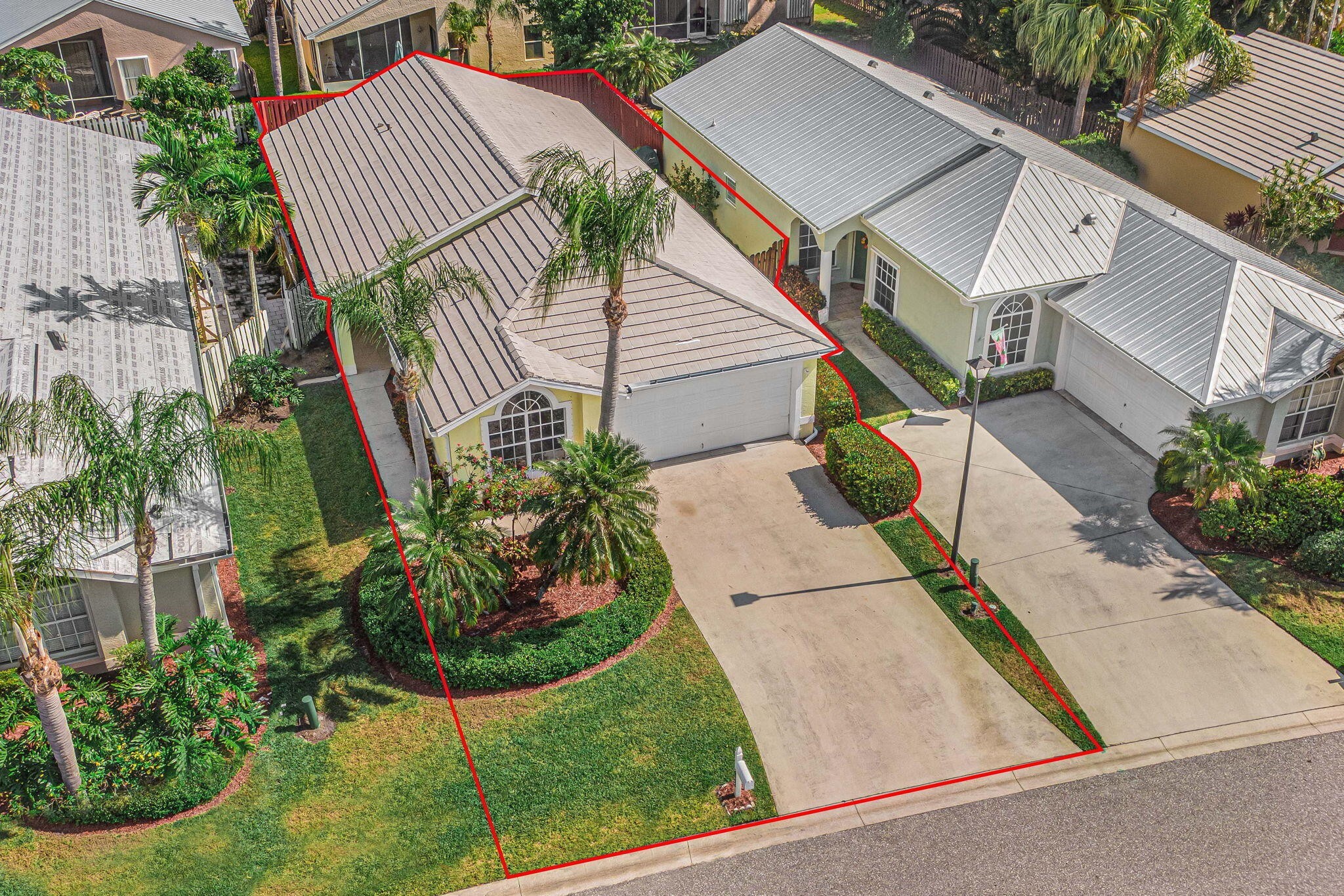 3. 3543 SW Coco Palm Drive