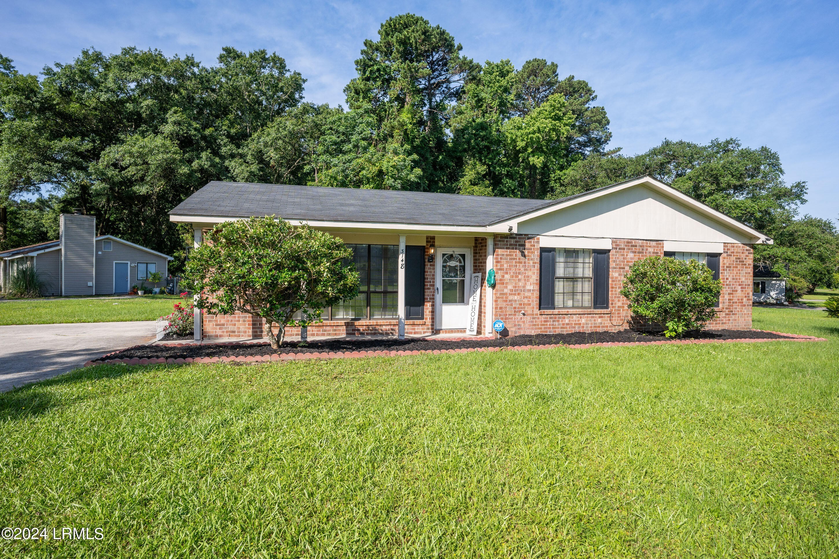 1. 3148 Clydesdale Circle