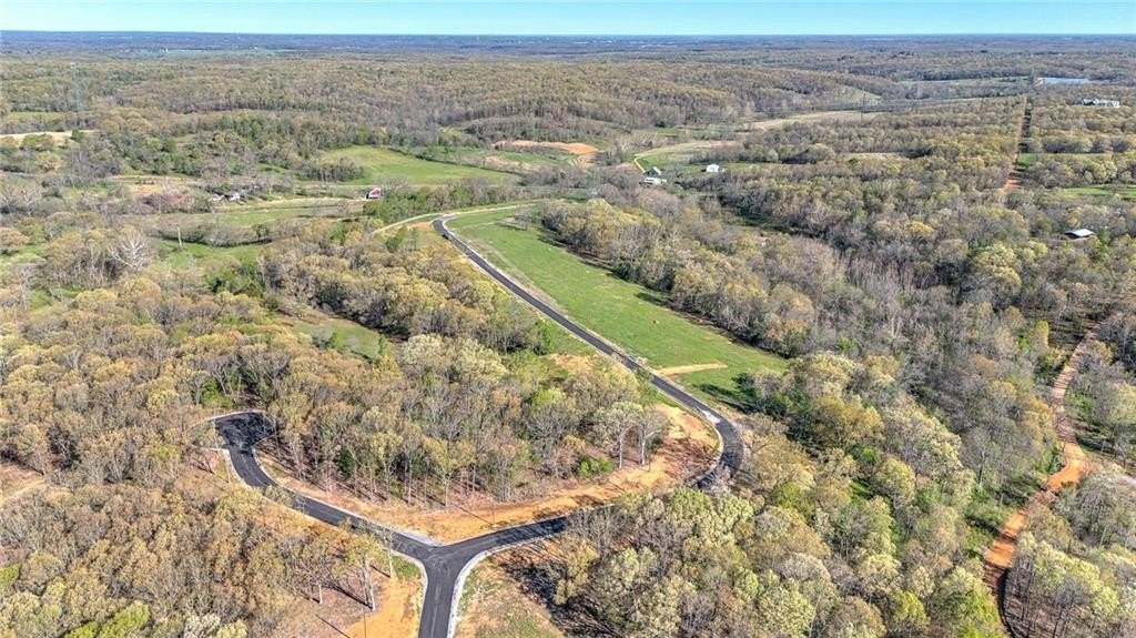 17. 8000 (Lot 8) Hill Country  Dr