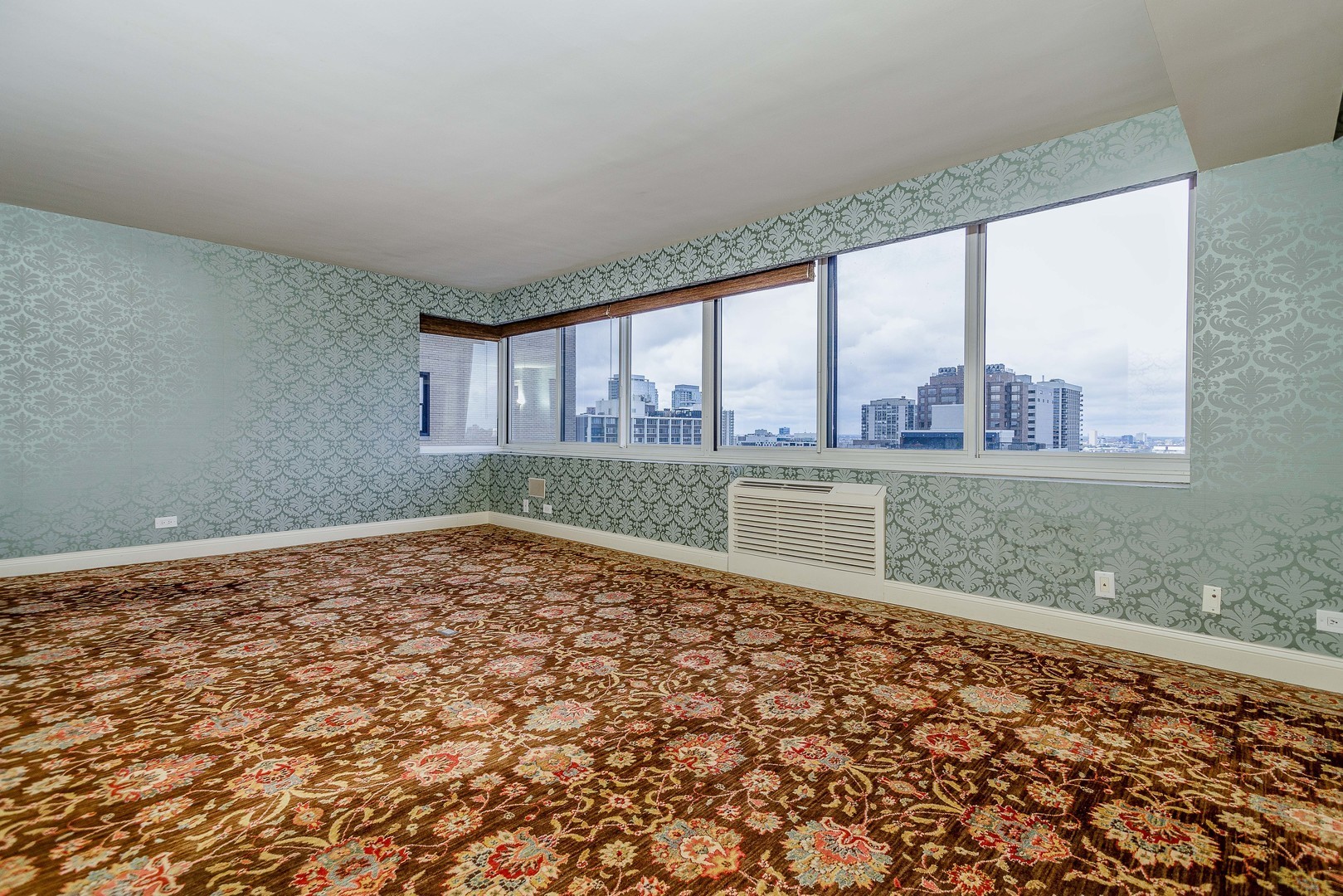 17. 1440 N Lake Shore Drive