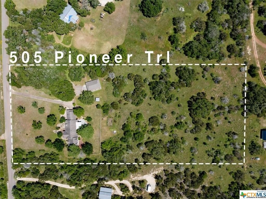 3. 505 Pioneer Trail