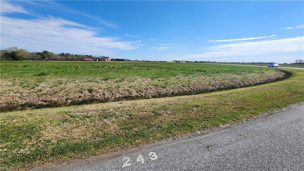 2. 4+ac Willet Way