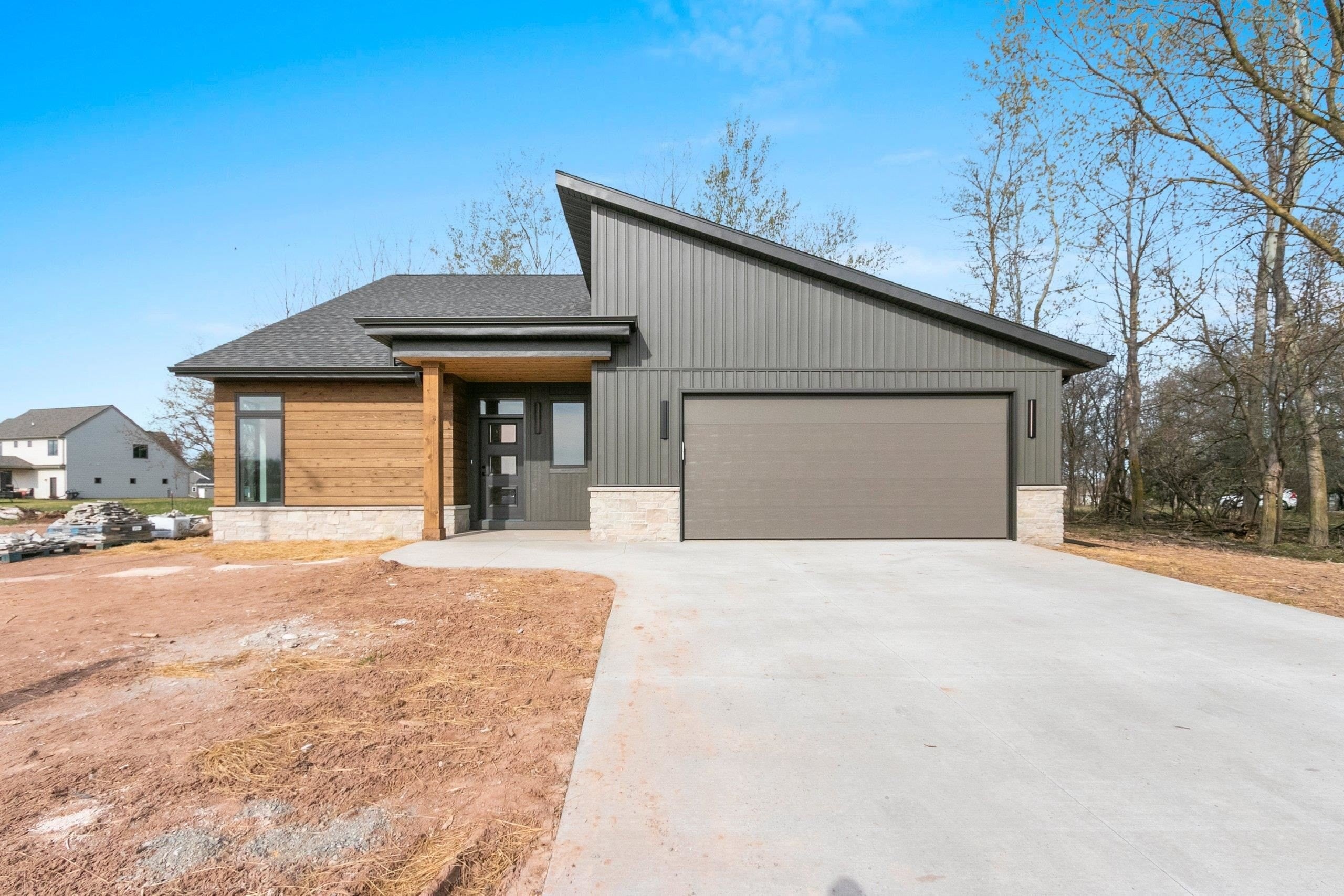 1. 404 Riverview Ridge Place