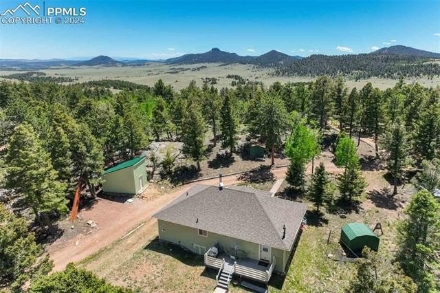 2. 453 Castle Mountain Drive