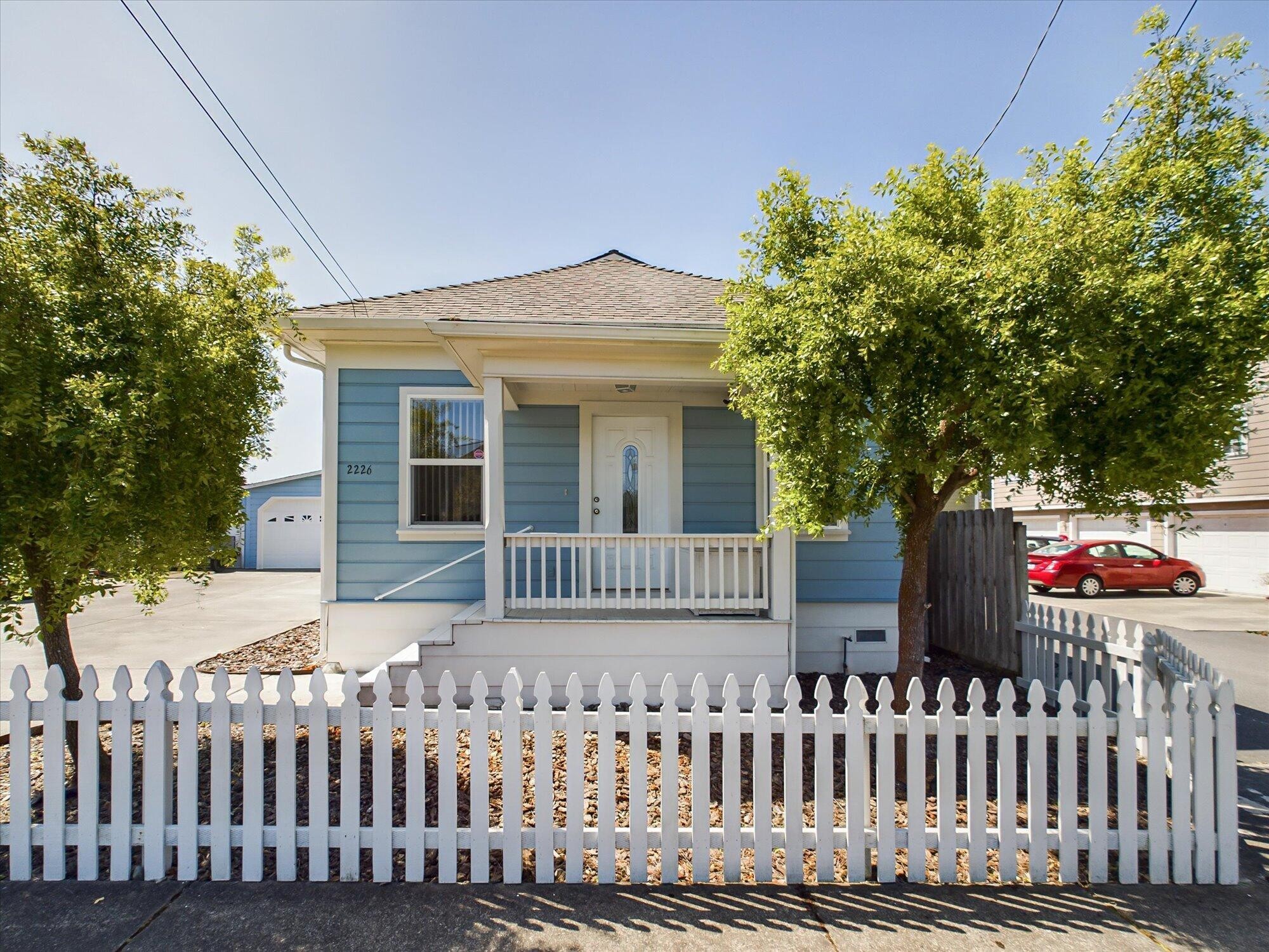 2. 2226 Arbutus Street