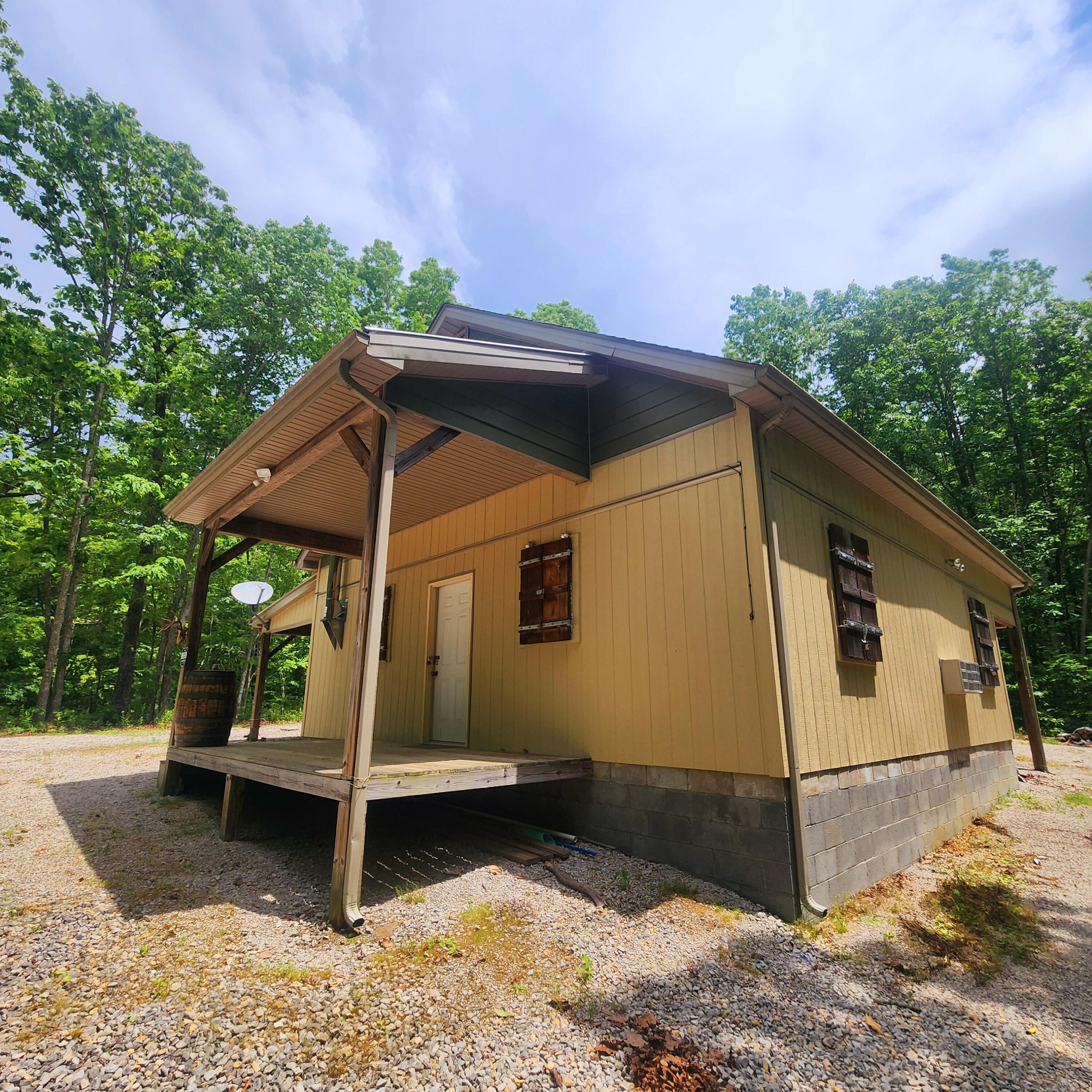 31. 820 Wild Dog Trail Road