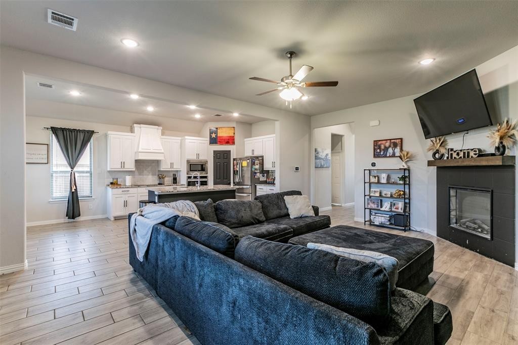 5. 2521 Pinyon Hills Court