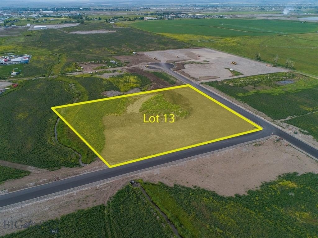 1. Lot 13 Leader Lane