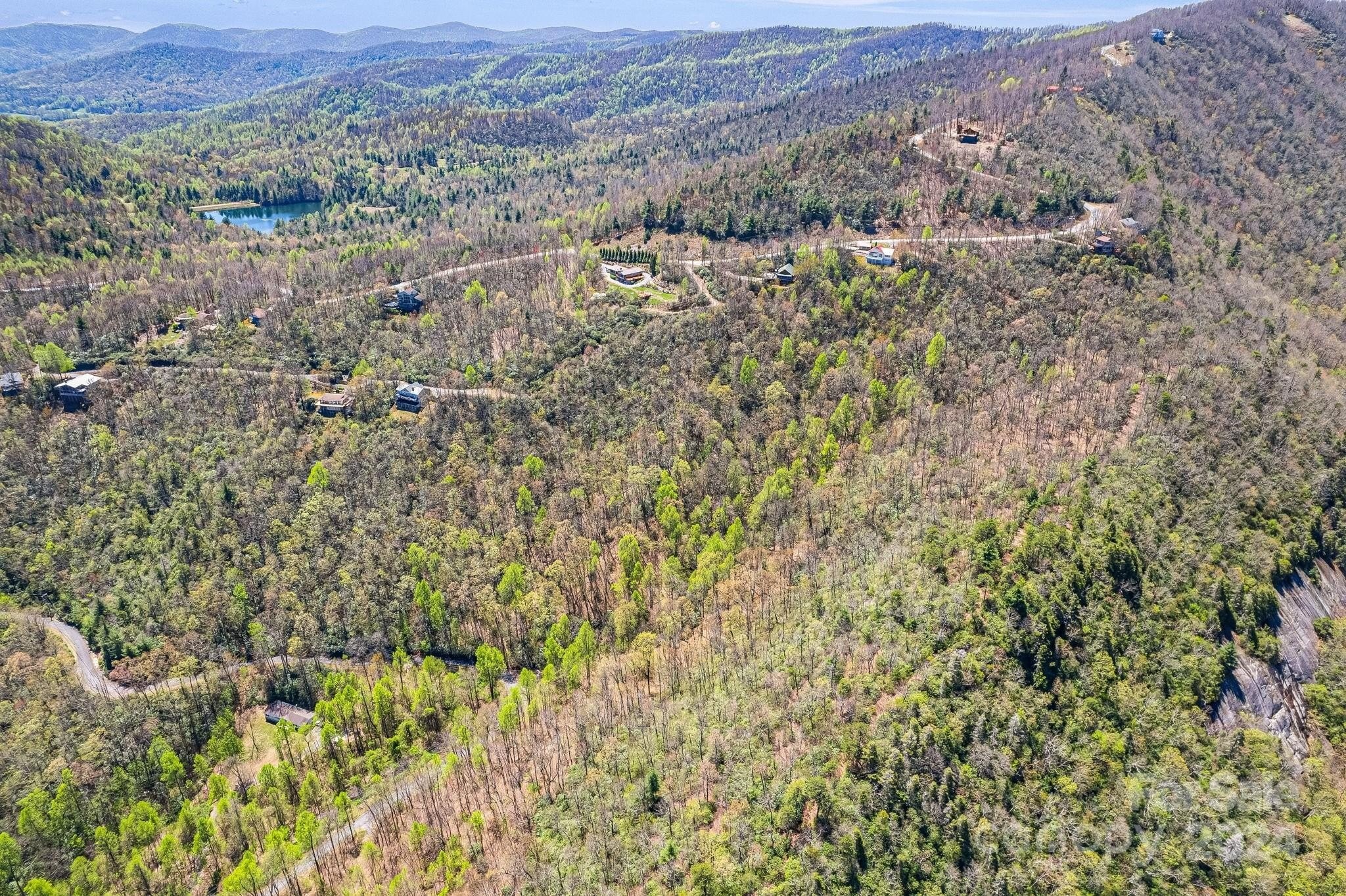 15. 000 Pinnacle Mountain Road