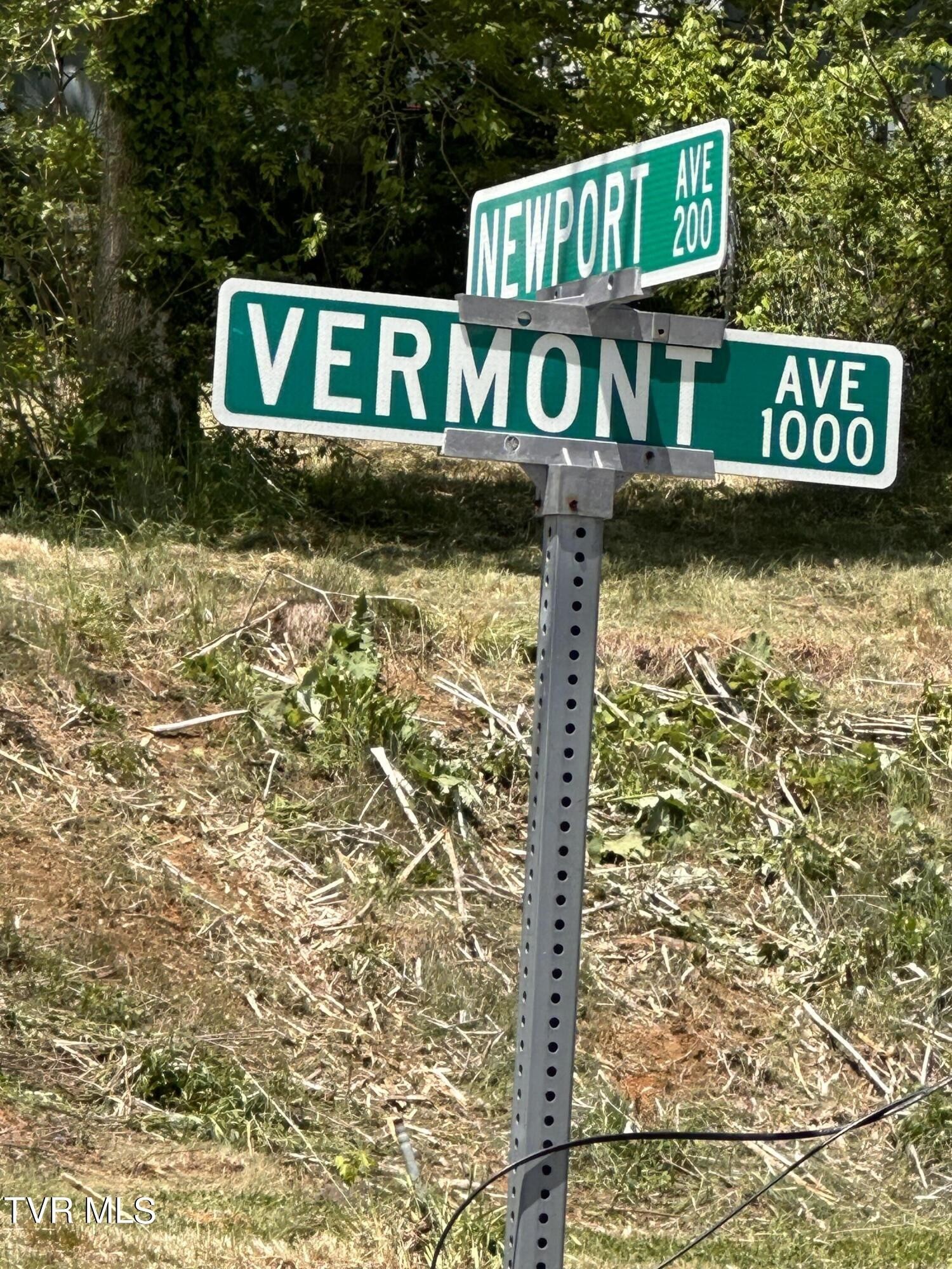 2. 1000 Vermont Avenue Avenue