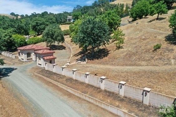 1. 4117 Caligiuri Canyon Road