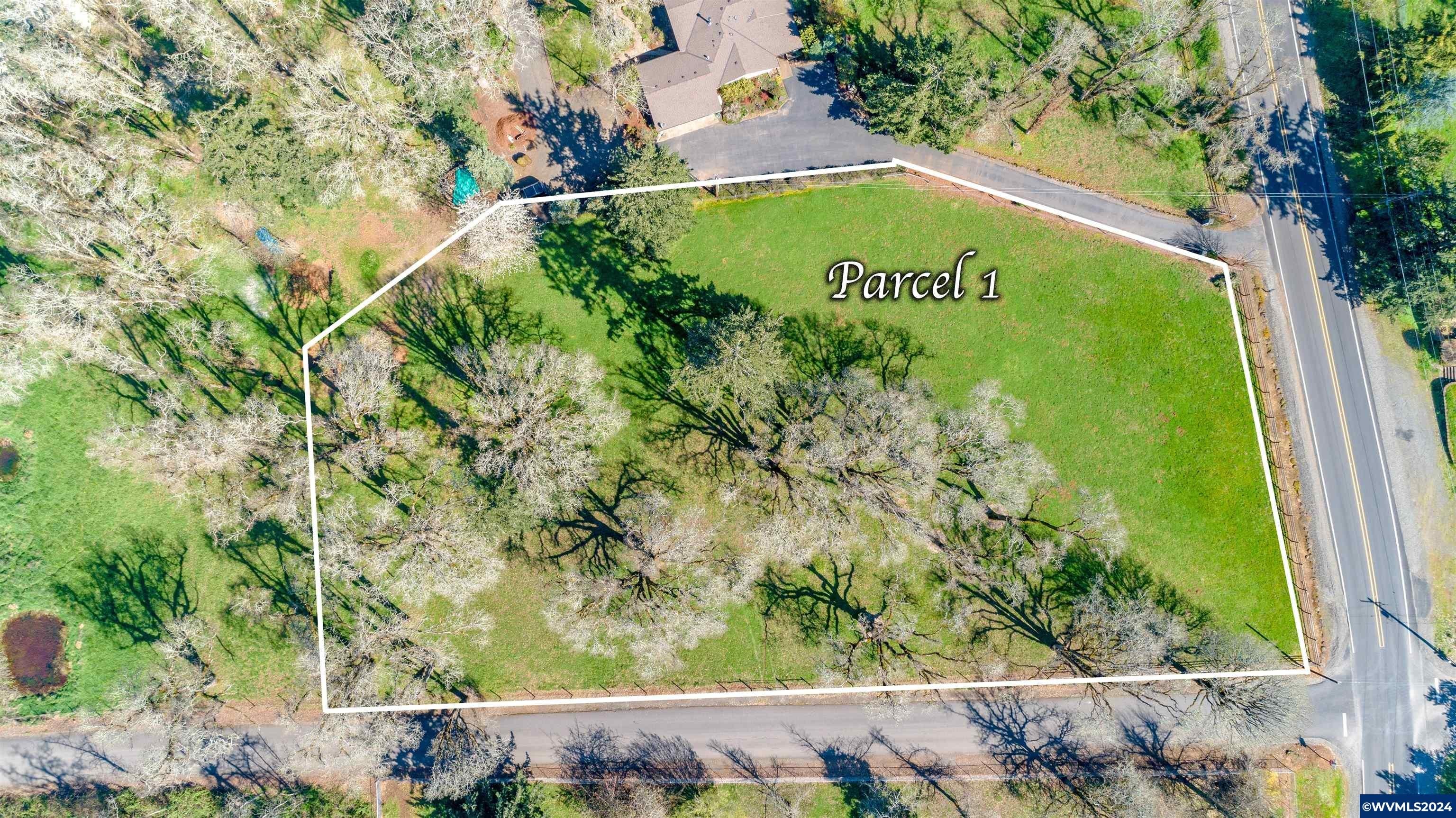 35. 8231 Macleay (3 Parcels) Rd SE