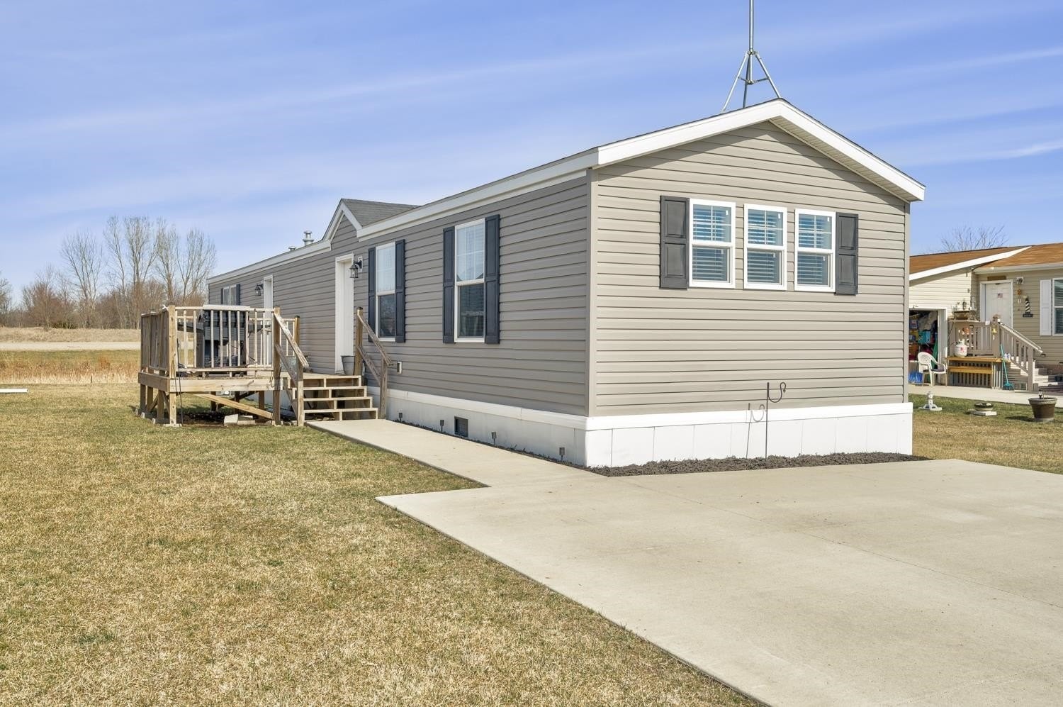 1. 3200 Okoboji Avenue 89