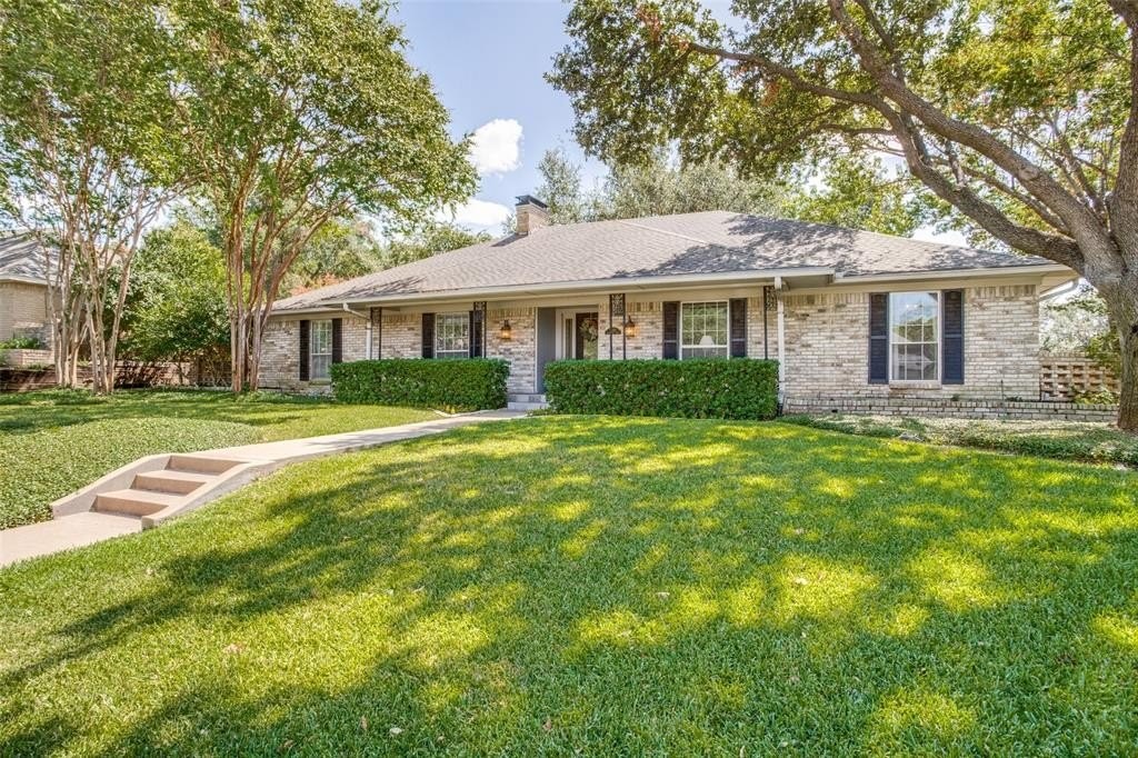 1. 6920 Roundrock Road