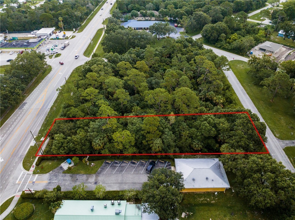 1. 5024 Turnpike Feeder Road