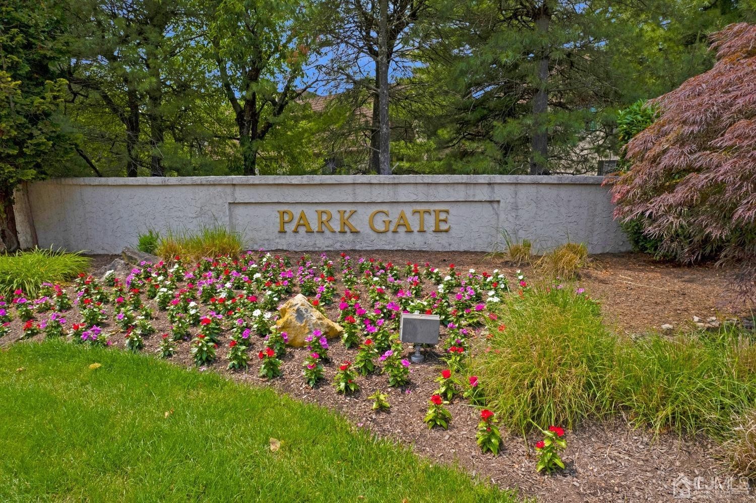 31. 48 Park Gate Drive