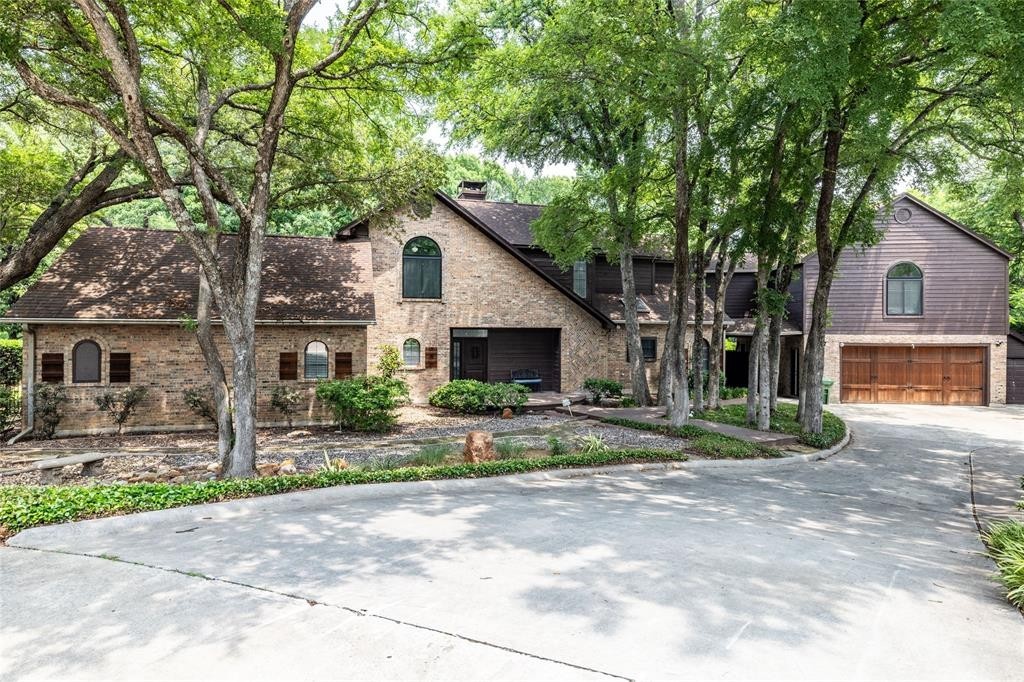 36. 2701 Wooded Trail Court