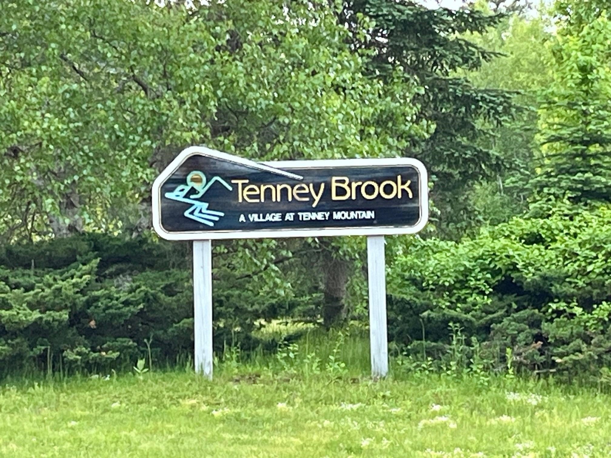 24. 5 Tenney Brook Road