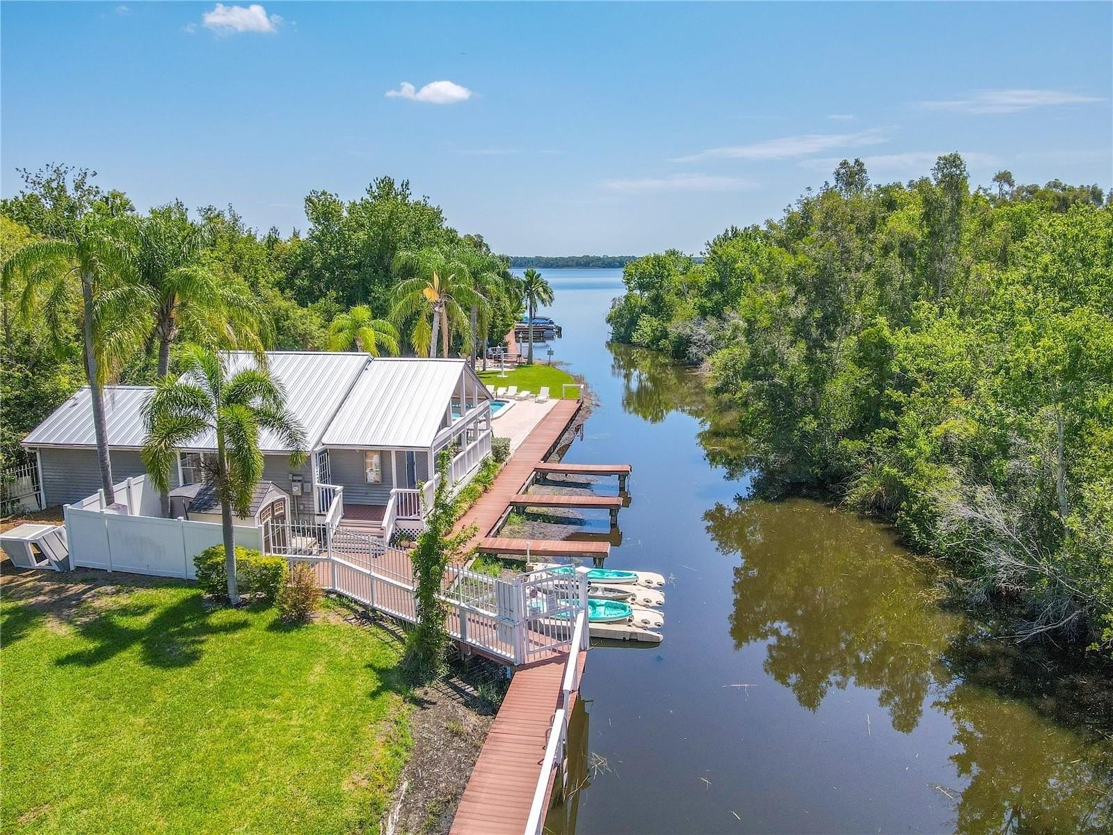 40. 2533 Dolly Bay Drive