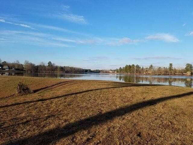 9. Lot 16 Lake Estates