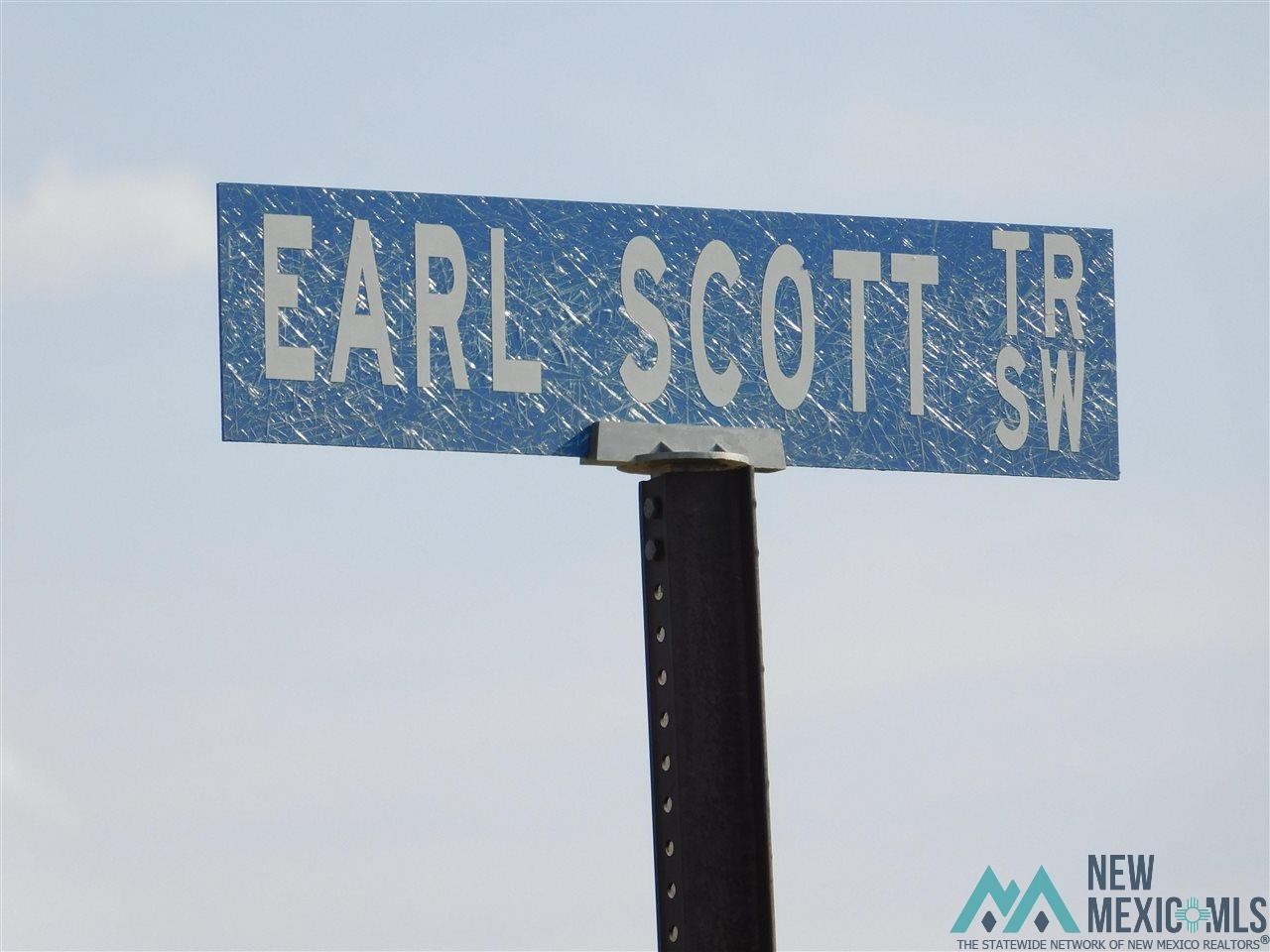 10. Earl Scott Trl SW