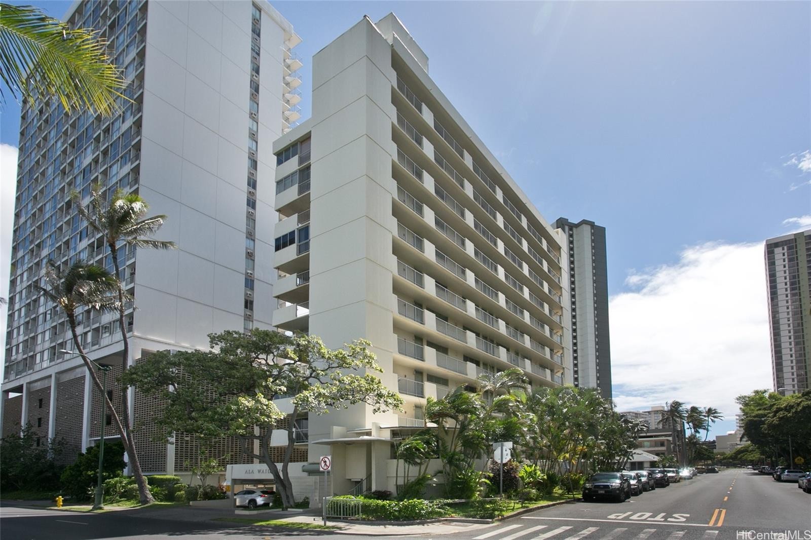 1. 2609 Ala Wai Boulevard