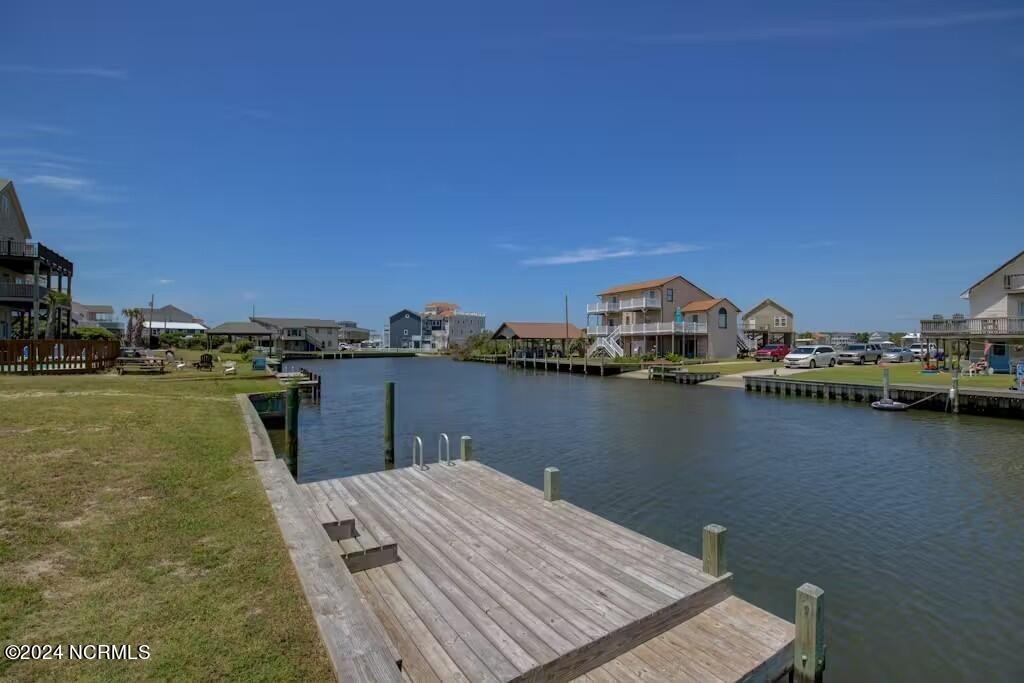 4. 1605 New River Inlet Road