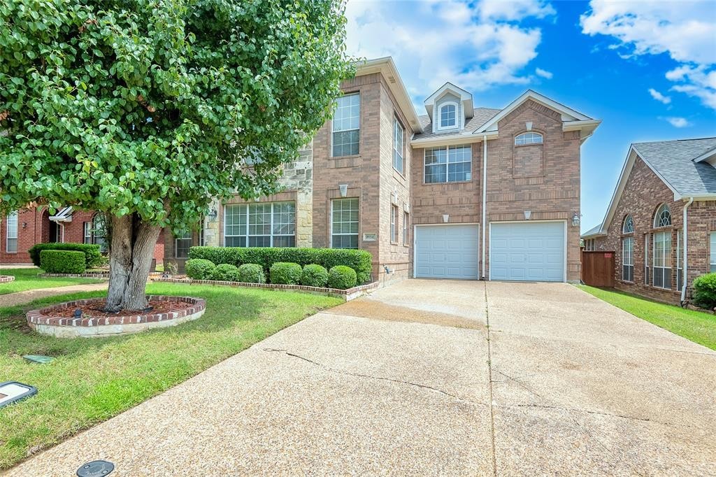 3. 9014 Bottlebrush Lane