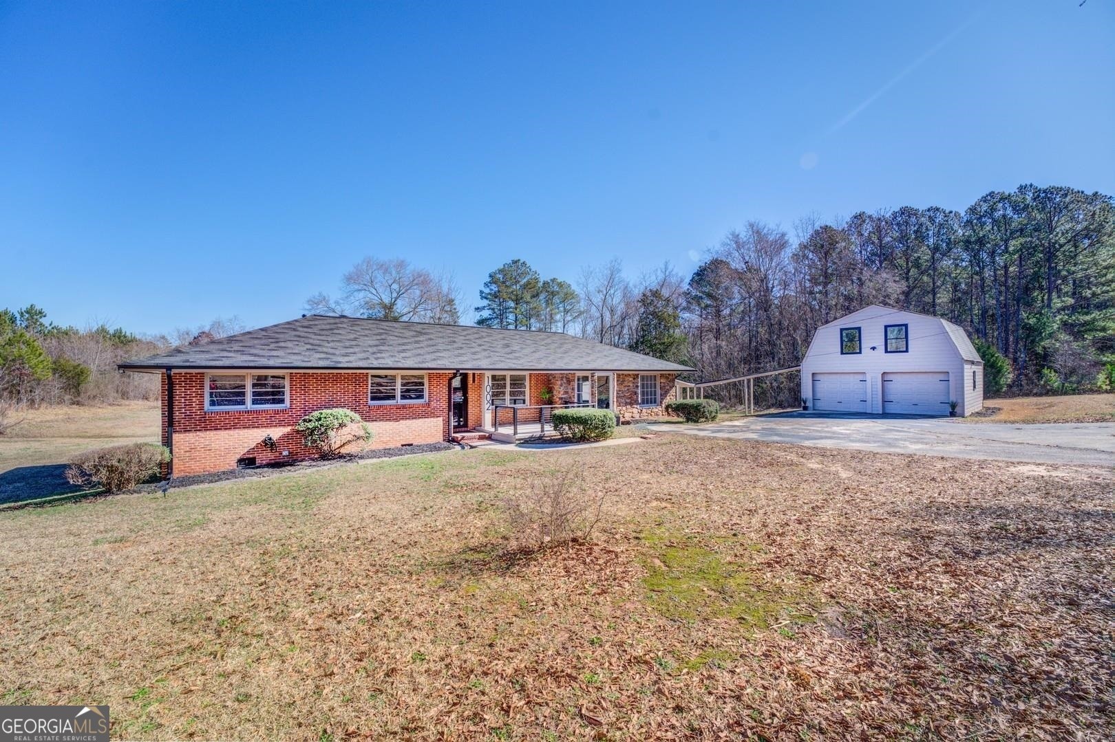 6. 1002 Covered Bridge Road