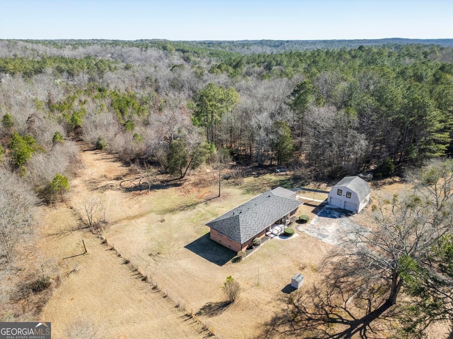 3. 1002 Covered Bridge Road