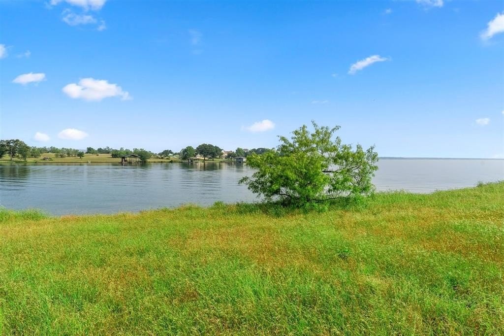 9. Lot 115 Lake Vista Drive